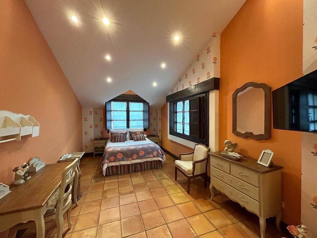 La Flor Del Granado Villa Torrijos Exterior photo